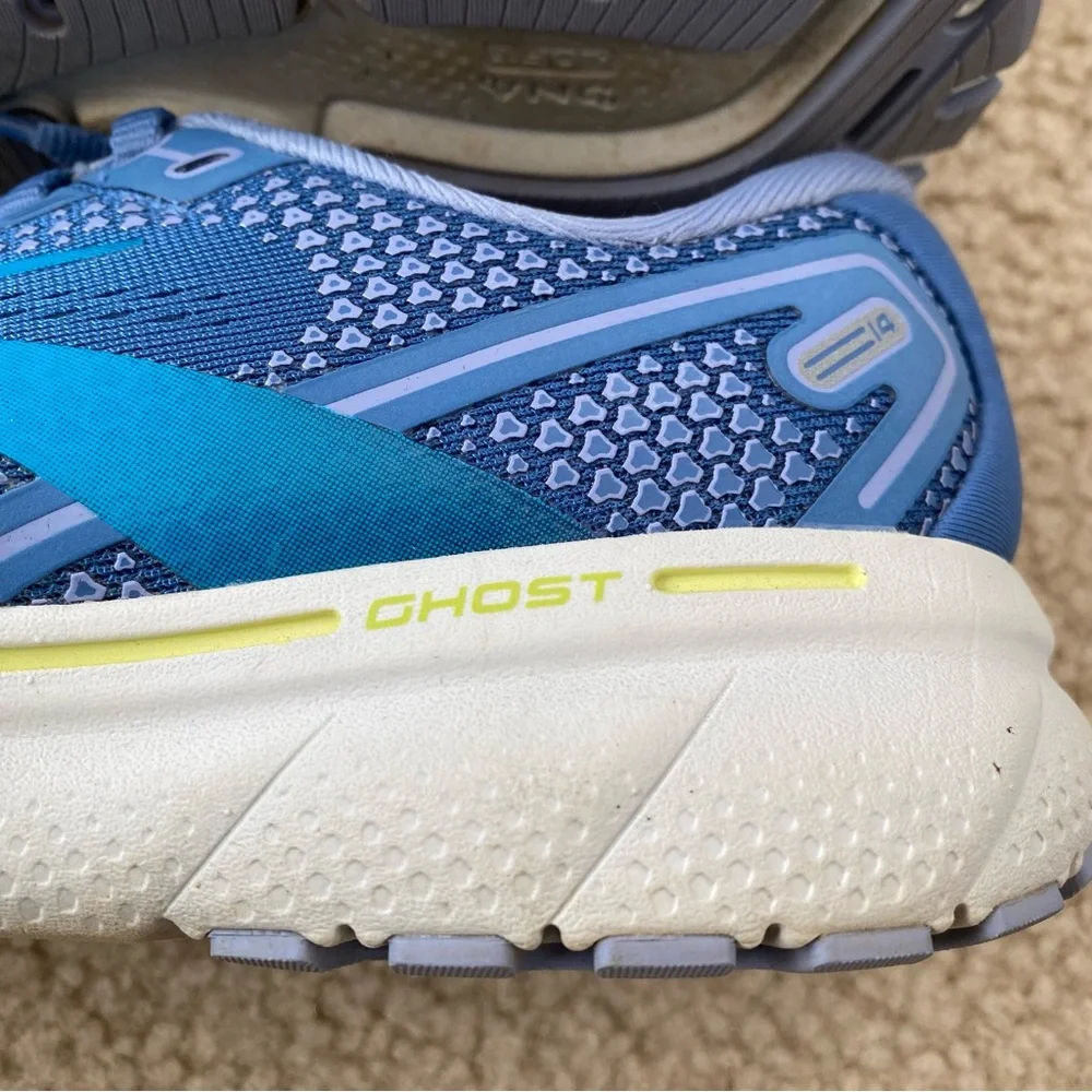 💋SOLD💋Brooks Women's Ghost 14 Blue/Ocean/Oyster Running Shoes Size 7.5 - Picture 3 of 10